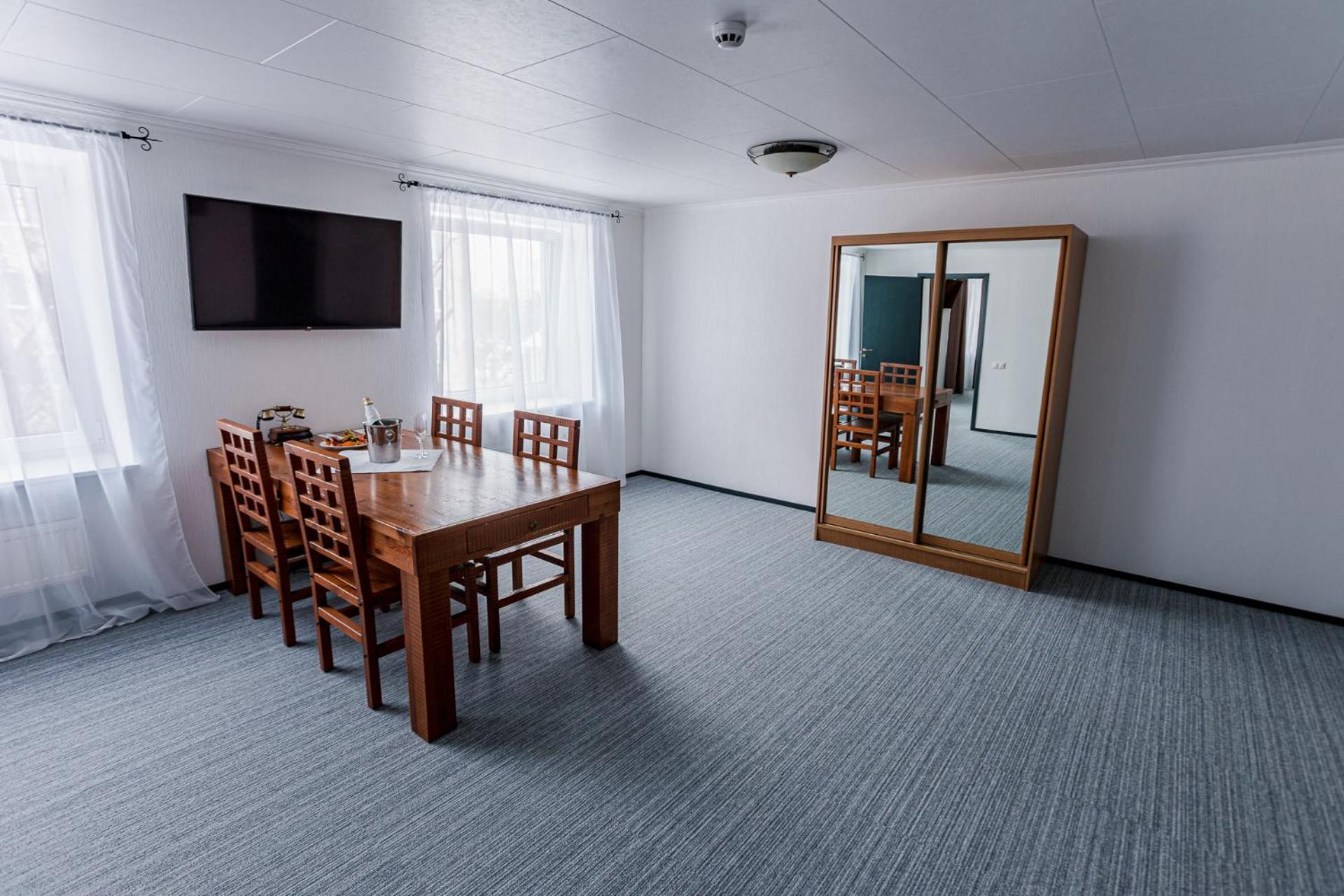 Inger Hotel Narva Zimmer foto